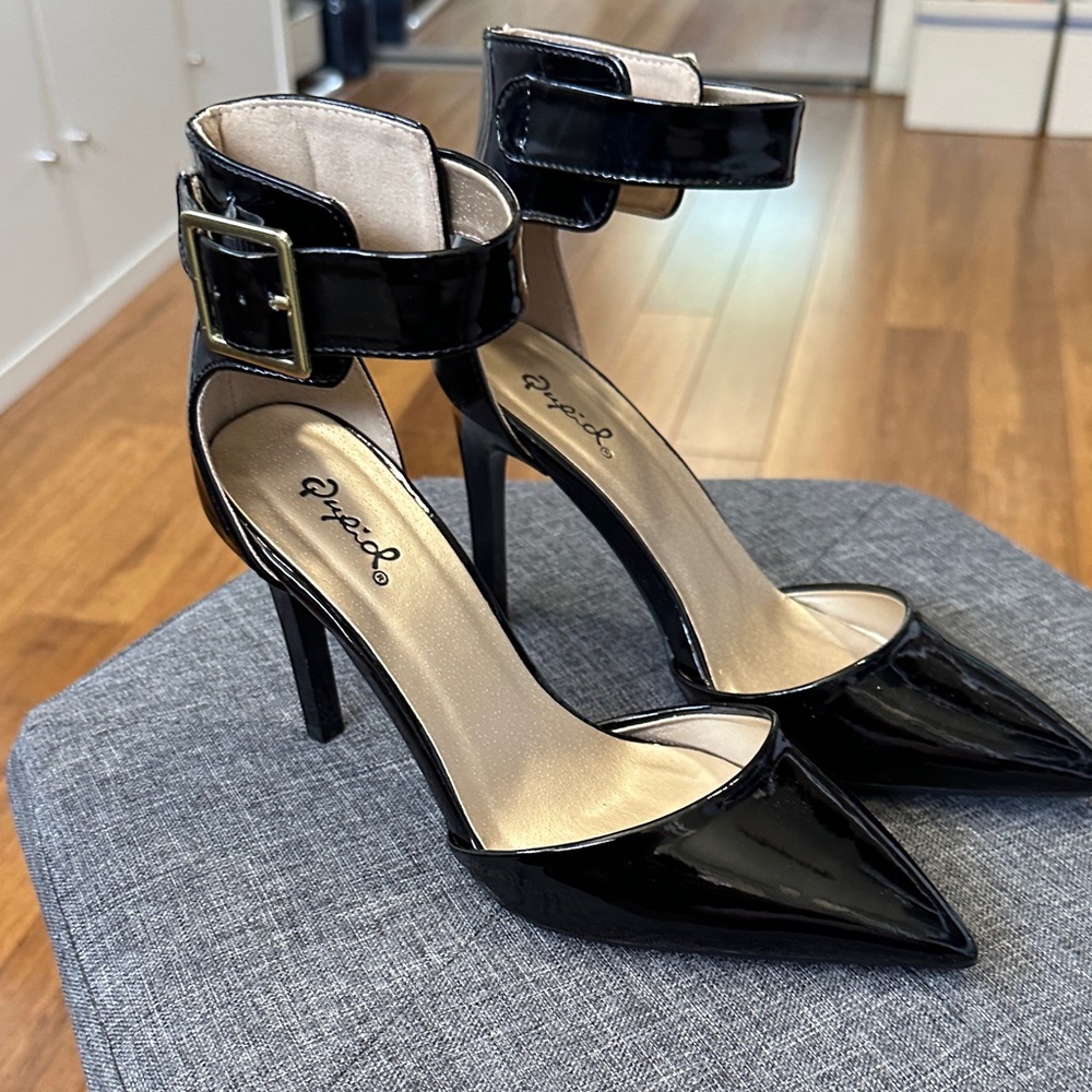 LAST CHANCE OFFER: Black Stiletto Heels with Ankle Strap